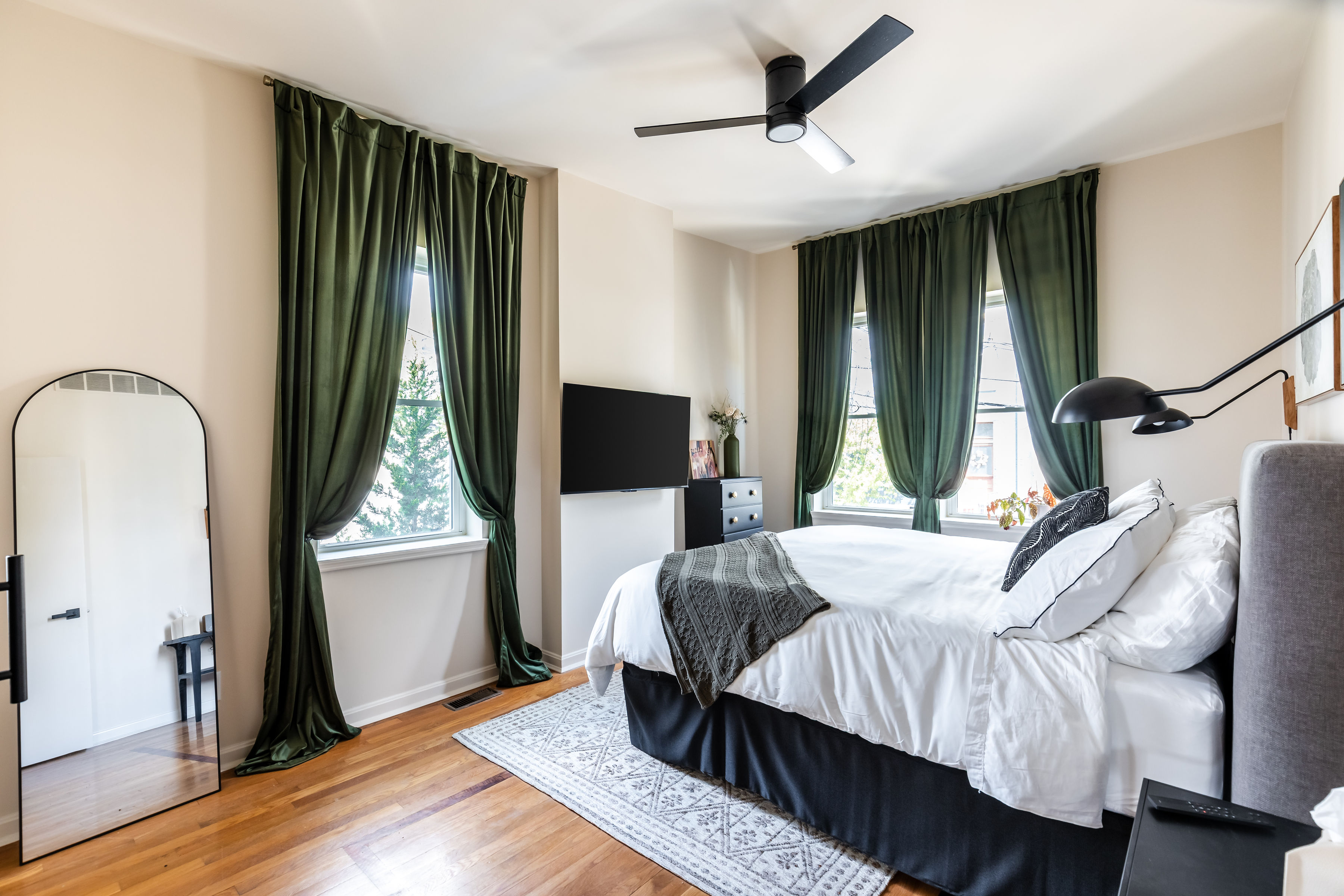 Primary suite
